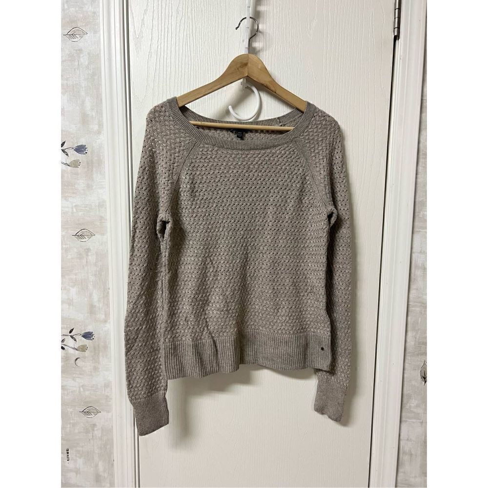 American Eagle Outfitters Sweater